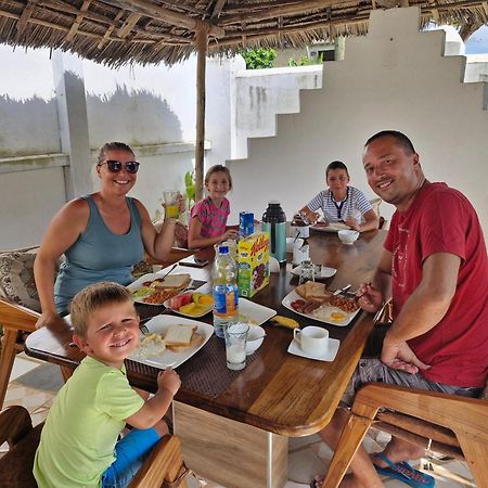Mbweni 64 Zenj House Luxury Airport B&B מראה חיצוני תמונה