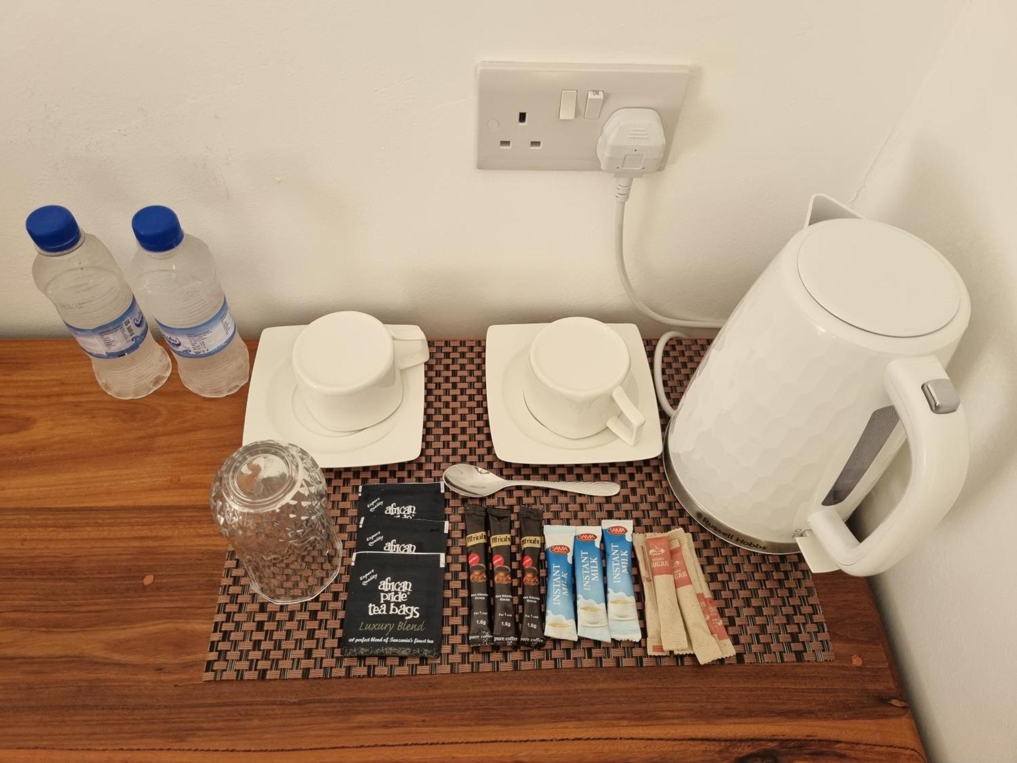 Mbweni 64 Zenj House Luxury Airport B&B מראה חיצוני תמונה