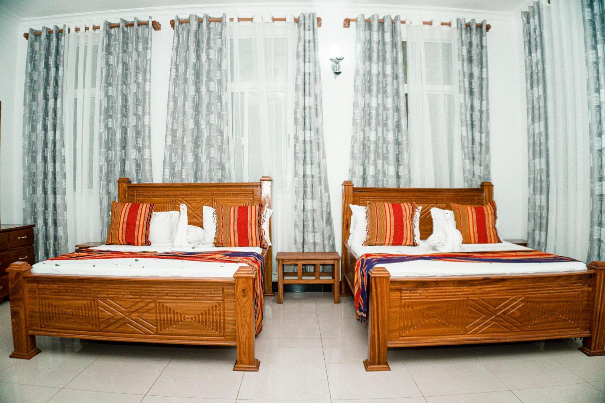 Mbweni 64 Zenj House Luxury Airport B&B מראה חיצוני תמונה